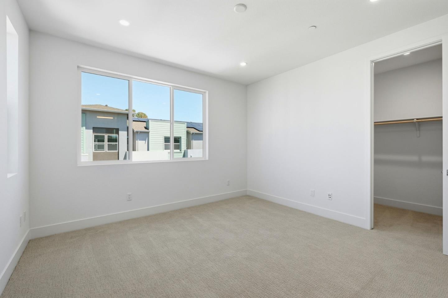 1002 Rojo Terrace San Ramon, CA 94583 - Photo 10 of 27 Gallery Image 10