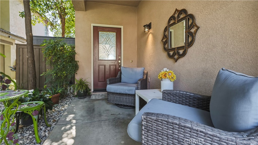 16175 Blue Haven Court Riverside, CA 92503 - Photo 5 of 38
