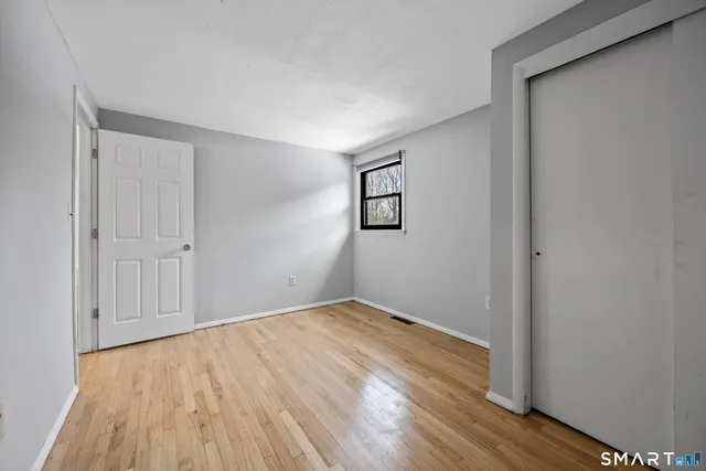 $399,000 | 122 Algonquin Drive, Wallingford, CT 06492