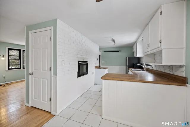 $399,000 | 122 Algonquin Drive, Wallingford, CT 06492