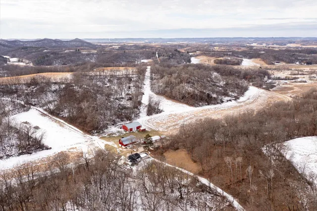 $2,950 | W14242 Hein Lane, Ettrick, WI 54627