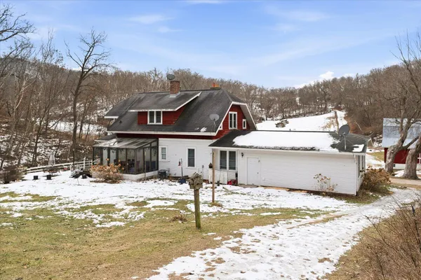 $2,950 | W14242 Hein Lane, Ettrick, WI 54627