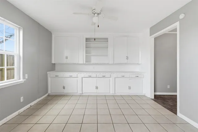 $1,599 | 344 Pennington Drive, Alvin, TX 77511