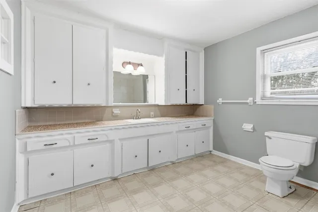 $1,599 | 344 Pennington Drive, Alvin, TX 77511