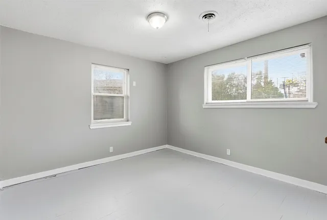 $1,599 | 344 Pennington Drive, Alvin, TX 77511