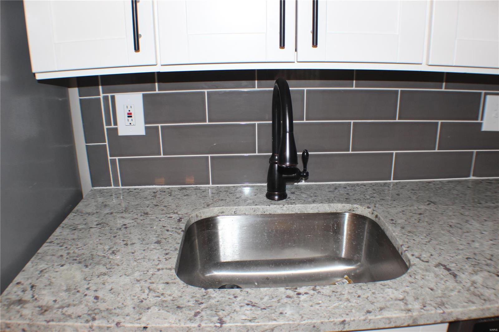 4523 Little Rock Road, Unit I St. Louis, MO 63128 - Photo 5 of 15 Gallery Image 5
