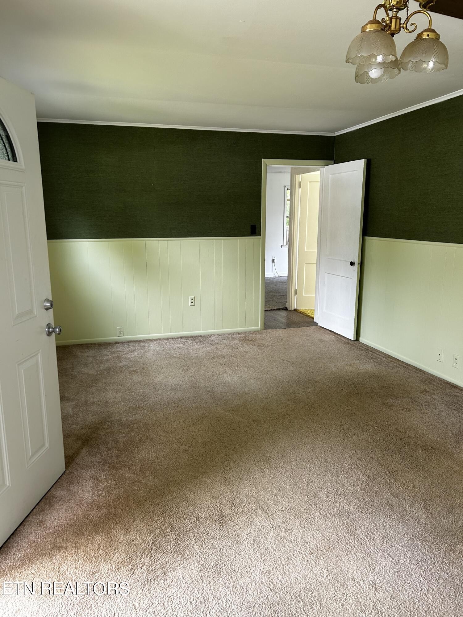 109 Hickory Place Oak Ridge, TN 37830 - Photo 5 of 23