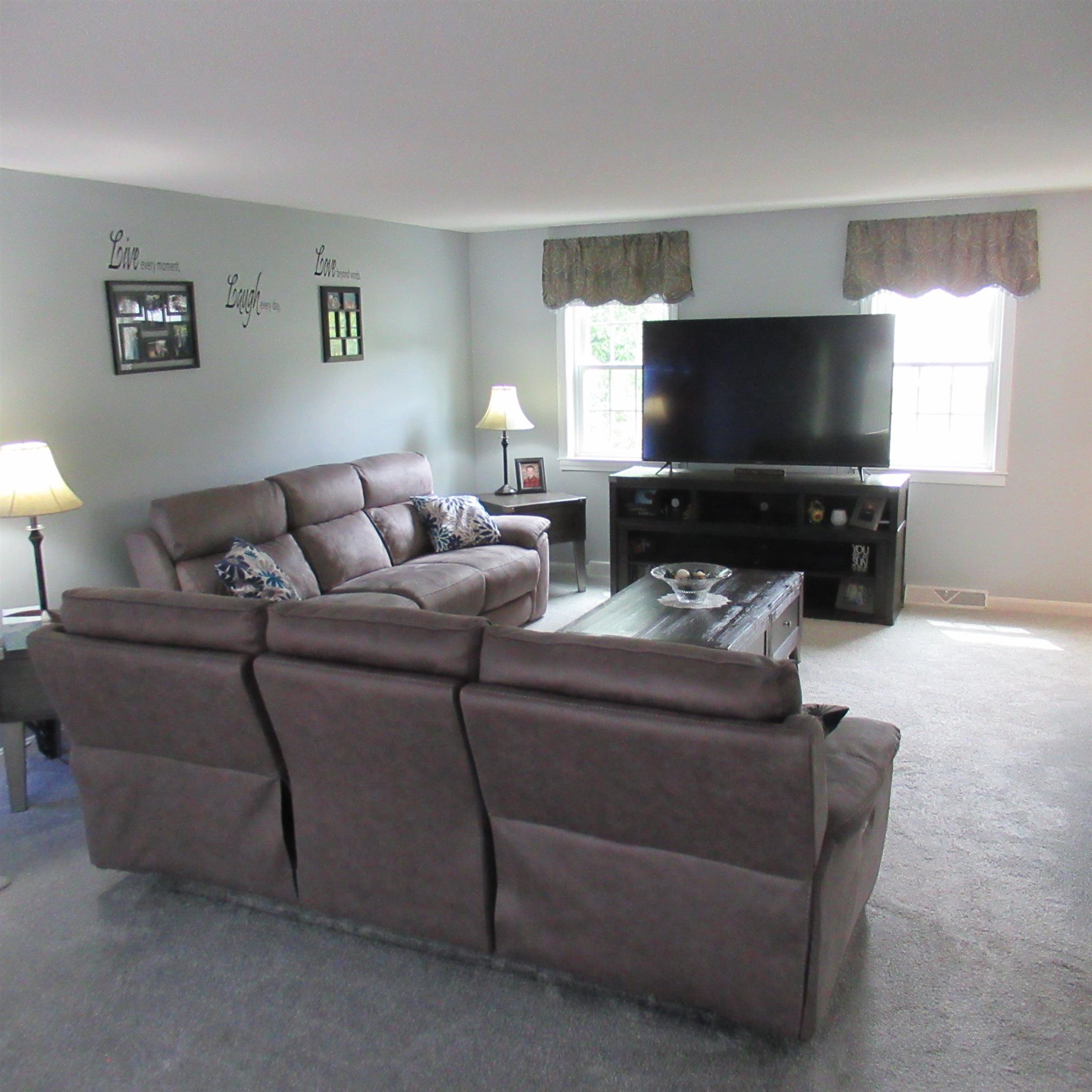 16 Eayers Pond Road Hudson, NH 03051 - Photo 23 of 45 Gallery Image 23
