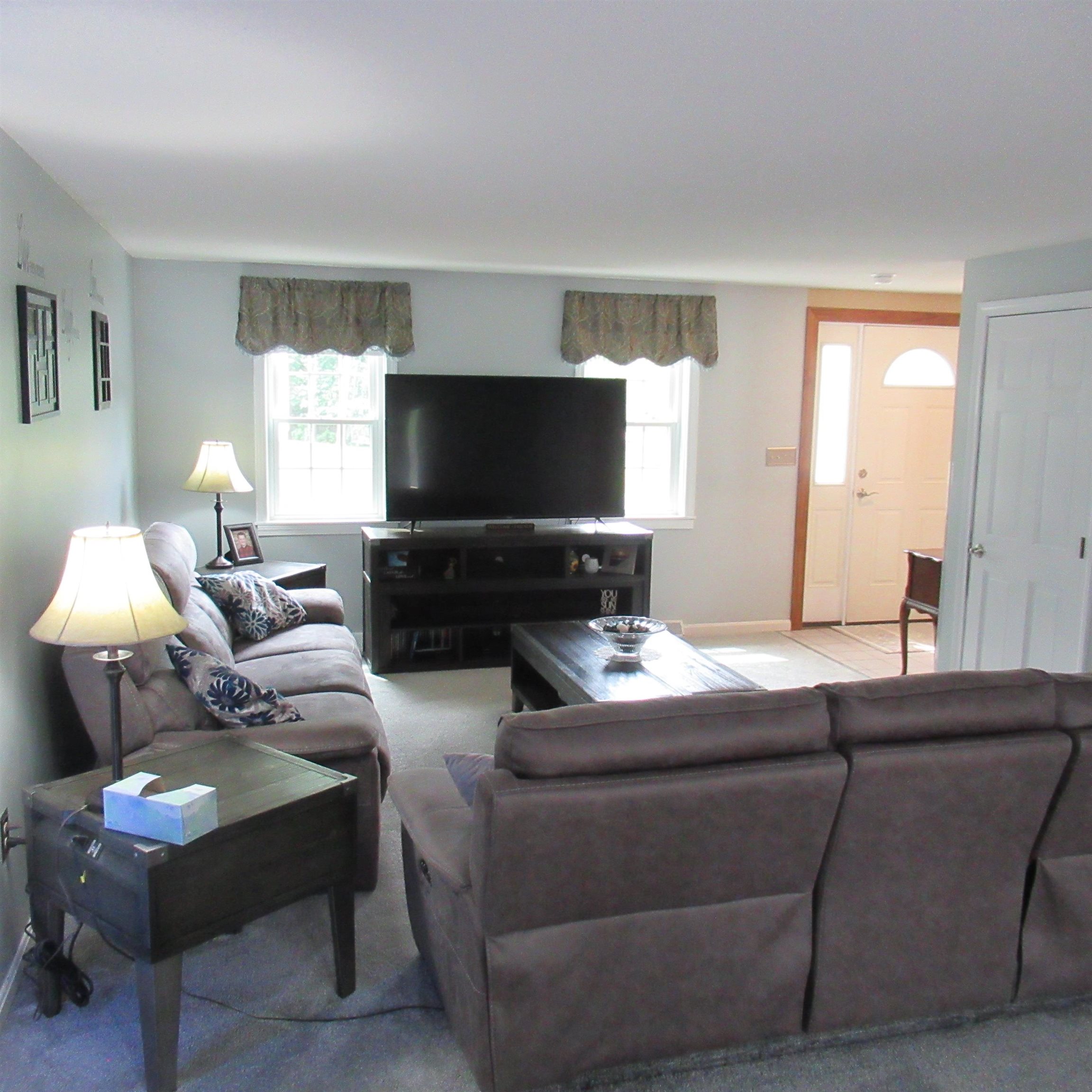16 Eayers Pond Road Hudson, NH 03051 - Photo 24 of 45 Gallery Image 24