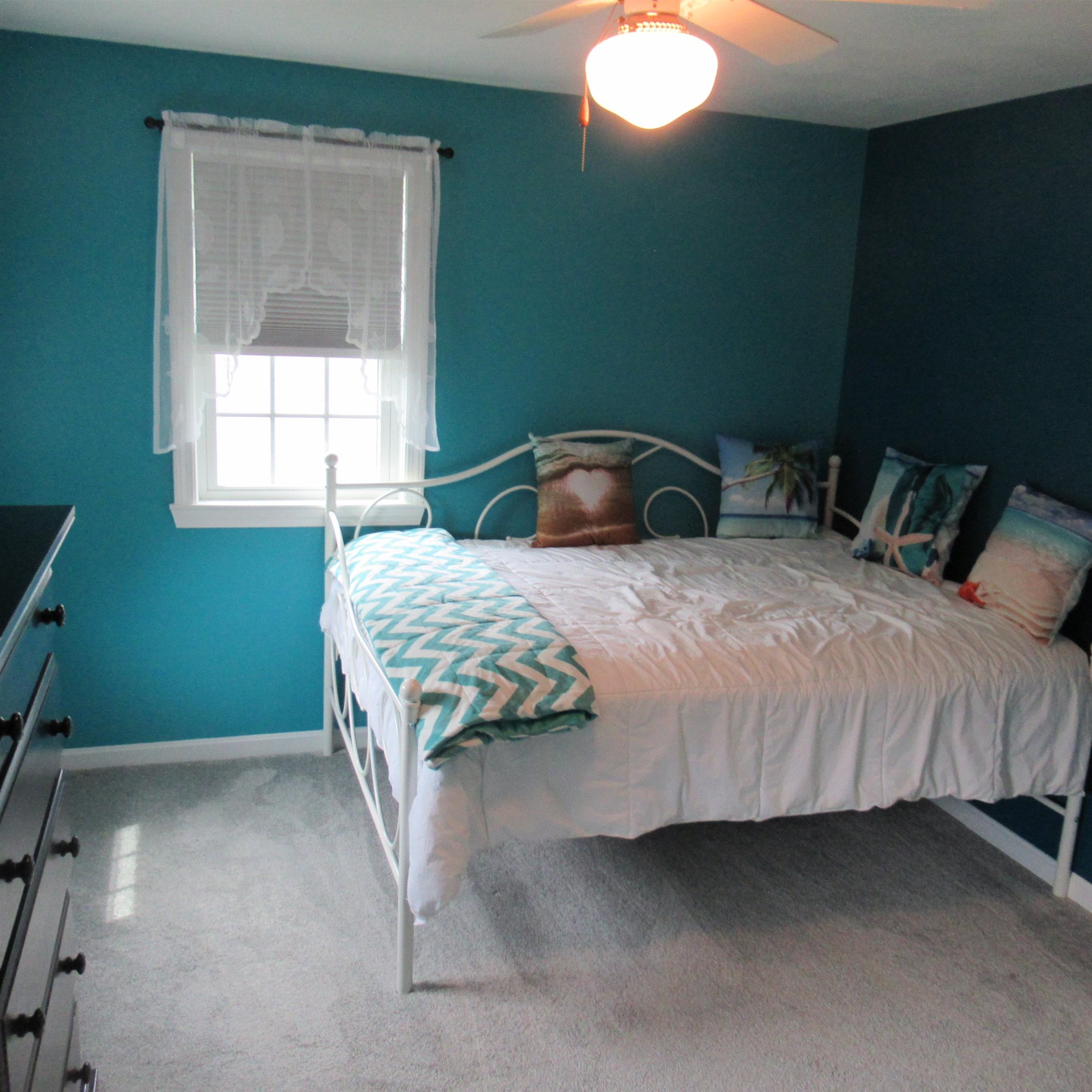 16 Eayers Pond Road Hudson, NH 03051 - Photo 32 of 45 Gallery Image 32