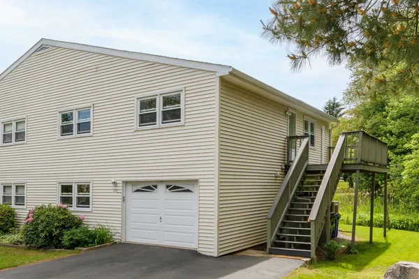 $410,000 | 100 Dawson Avenue, Manchester, NH 03104