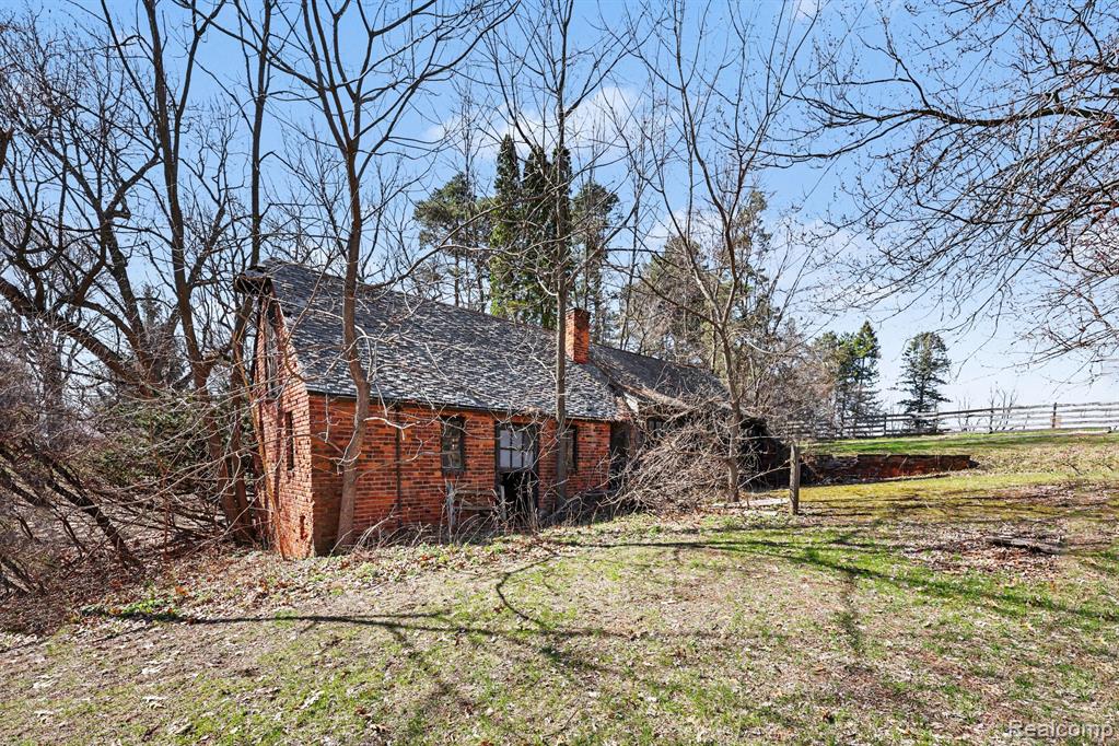 32020 Franklin Road Franklin, MI 48025 - Photo 12 of 18