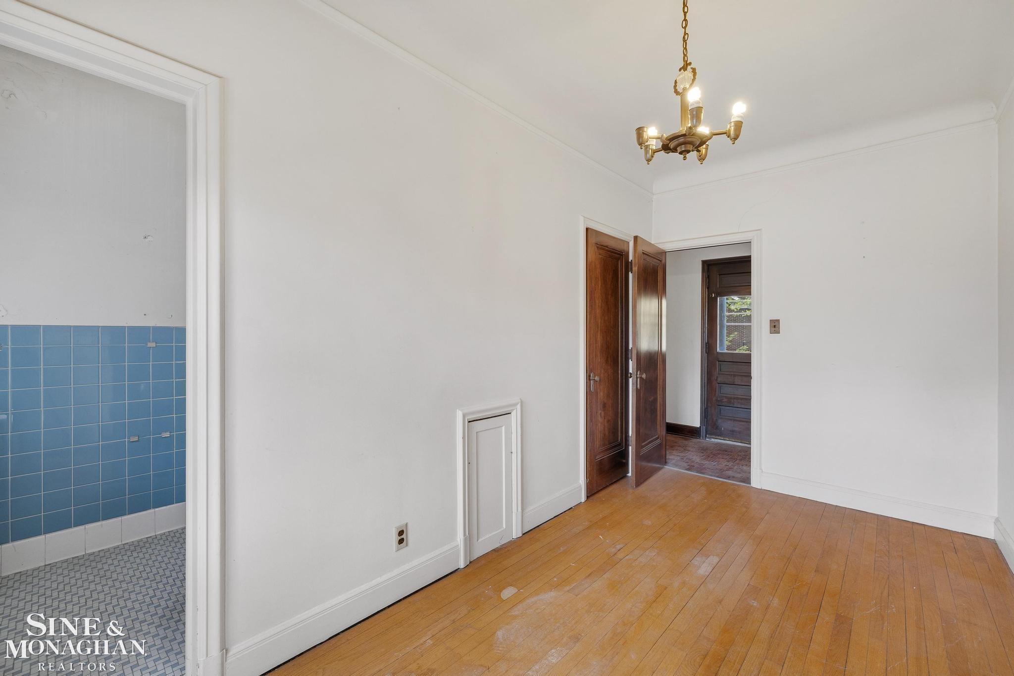 1350 Buckingham Road Grosse Pointe Park, MI 48230 - Photo 38 of 51
