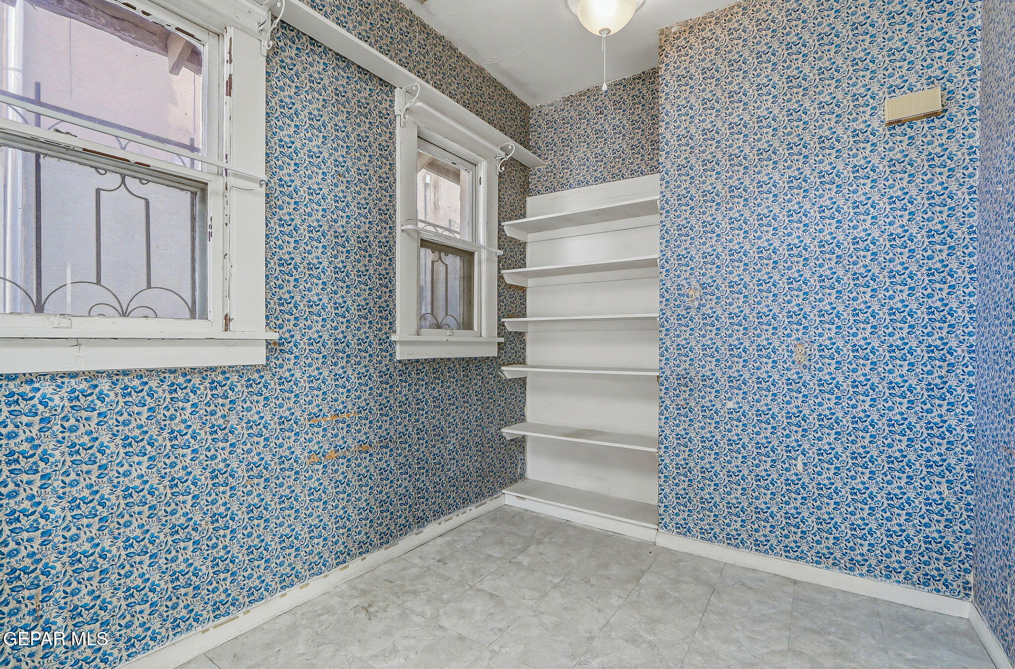 1008 East Rio Grande Avenue El Paso, TX 79902 - Photo 12 of 18 12-web-or-mls-IMG_6898