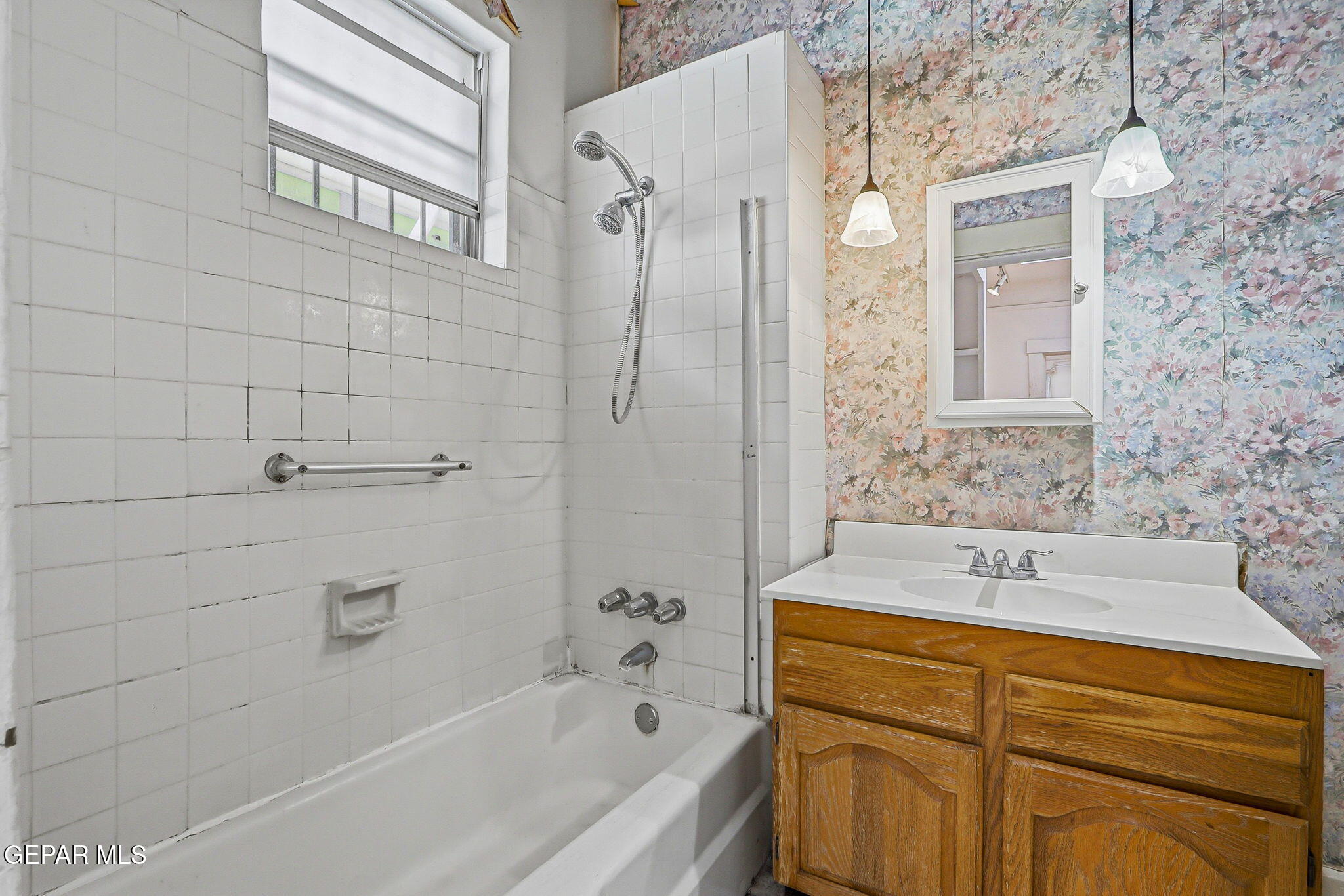 1008 East Rio Grande Avenue El Paso, TX 79902 - Photo 9 of 18 9-web-or-mls-IMG_6877
