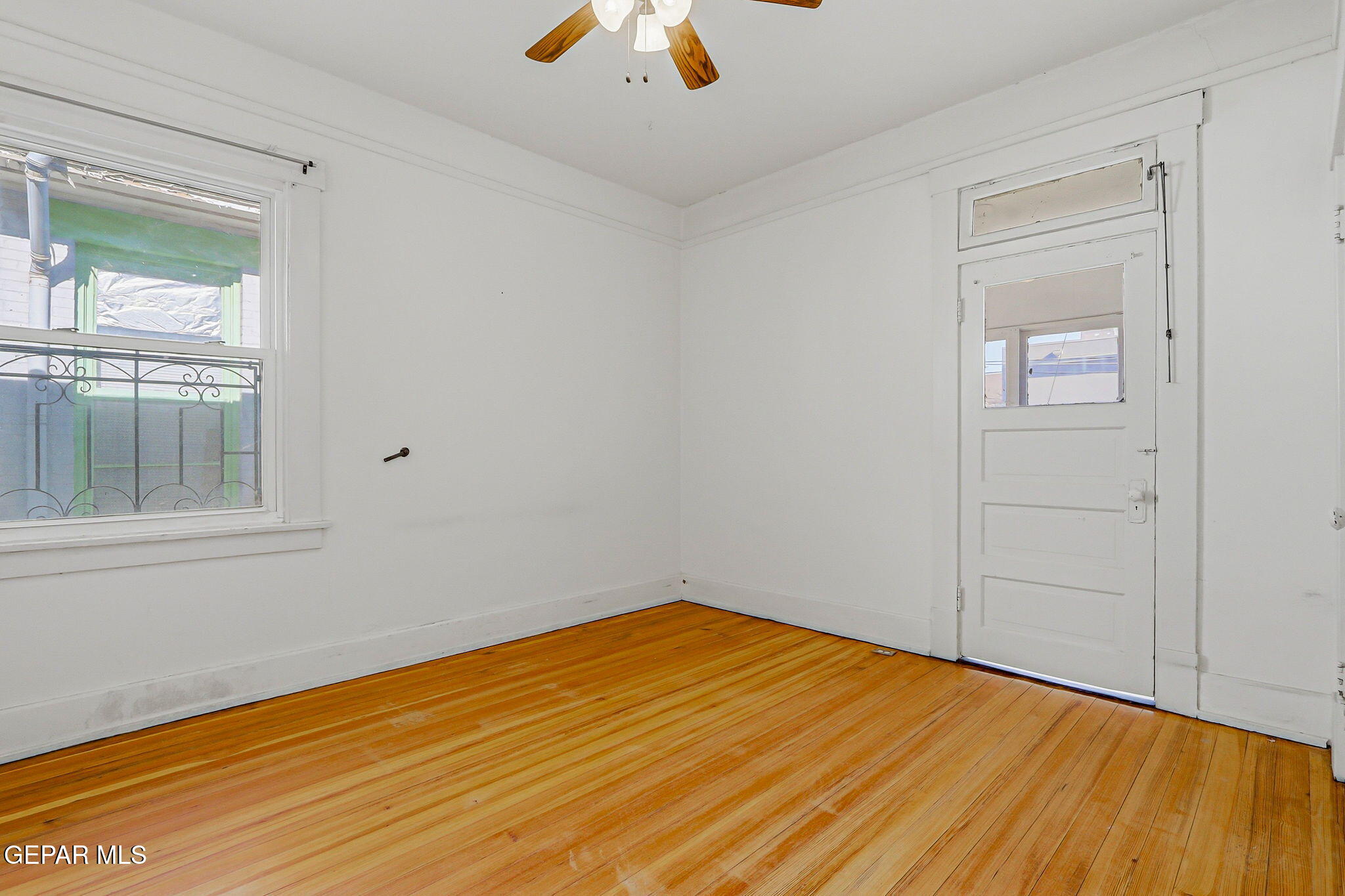 1008 East Rio Grande Avenue El Paso, TX 79902 - Photo 10 of 18 10-web-or-mls-IMG_6884