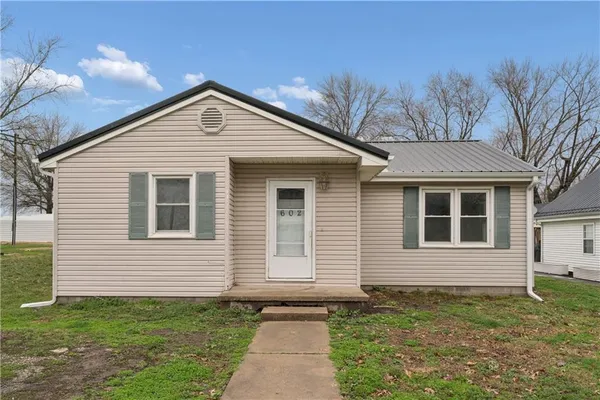 $180,000 | 602 Southwest 7th Terrace, Concordia, MO 64020