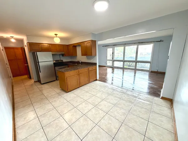 $1,450 | 3158-3158 West 93rd Street, Unit 3C, Evergreen Park, IL 60805