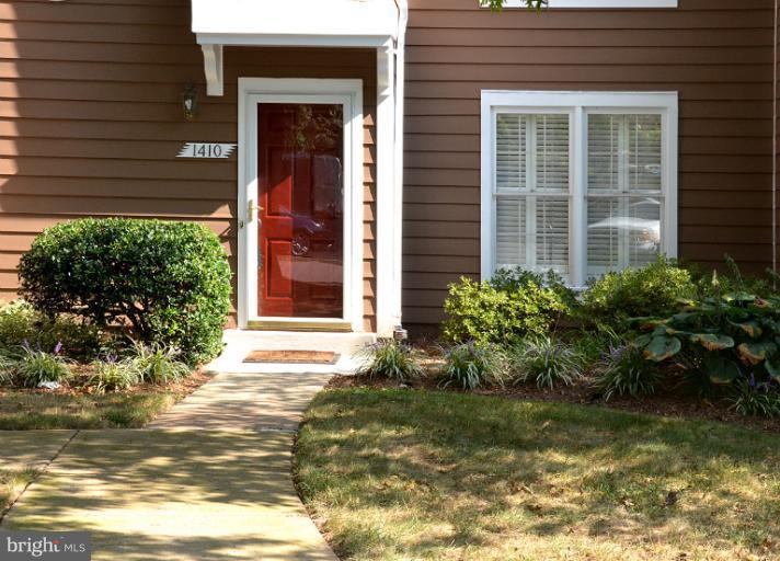 1410 Church Hill Place, Unit 1410 Reston, VA 20194 - Photo 23 of 26 Exterior (Front)