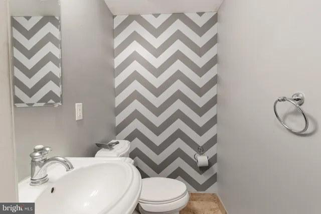 $2,550 | 714 Medina Street, Philadelphia, PA 19147