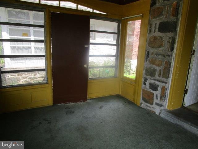 8 East Providence Road Lansdowne, PA 19050 - Photo 3 of 14