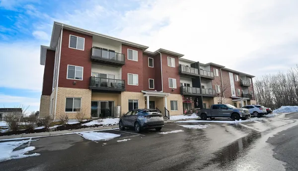 $271,000 | 1501 North Windsor Avenue, Unit 309, Cottage Grove, WI 53527