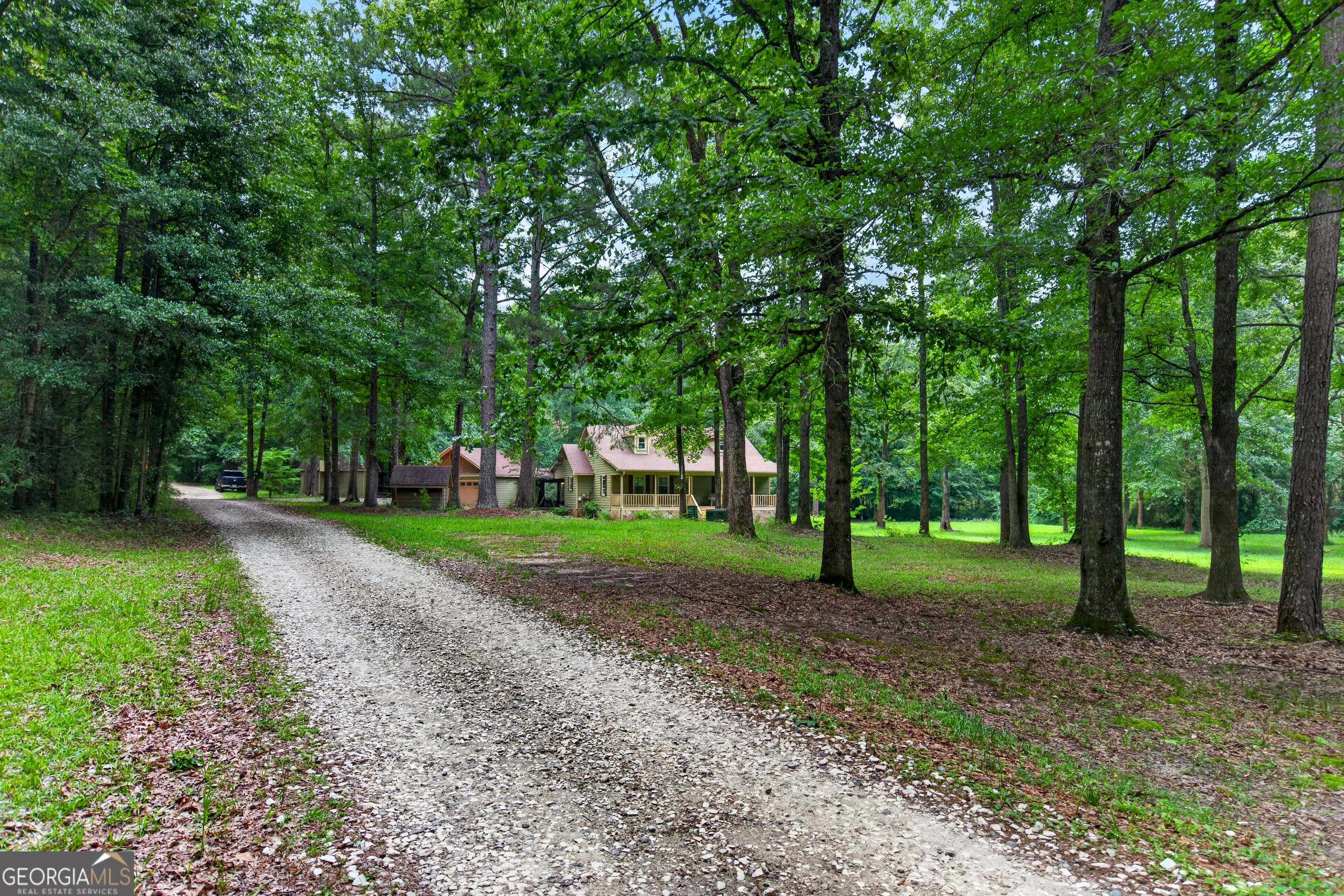 697 John Lovelace Road LaGrange, GA 30241 - Photo 2 of 48