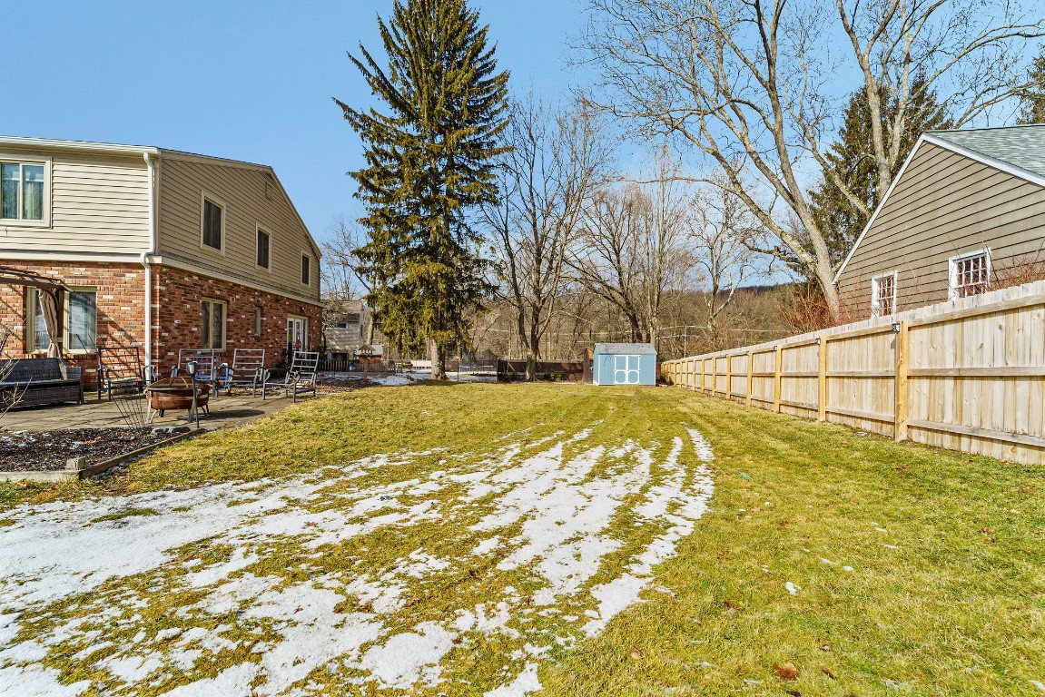 1009 Ford Road Vestal, NY 13850 - Photo 3 of 40 Gallery Image 3