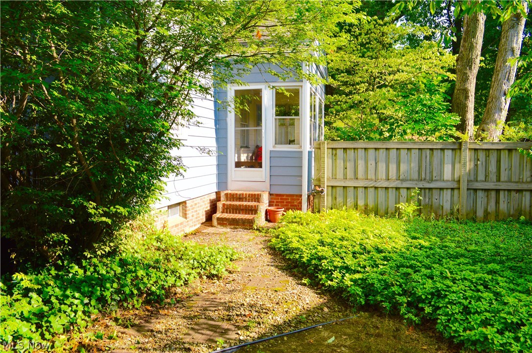 12951 Huffman Road Parma Heights, OH 44130 - Photo 11 of 34 Gallery Image 11