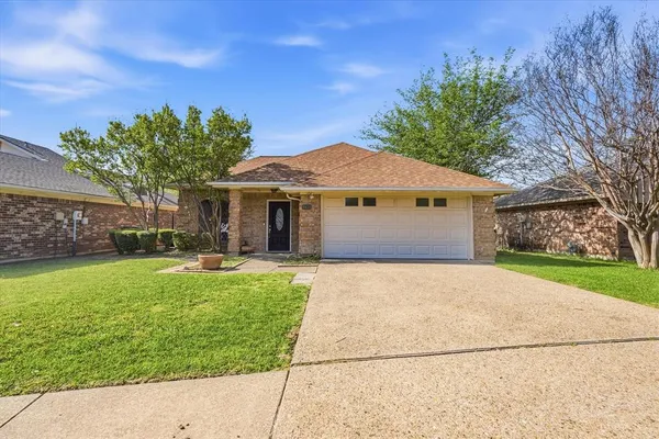 $389,000 | 2838 Big Oaks Drive, Garland, TX 75044