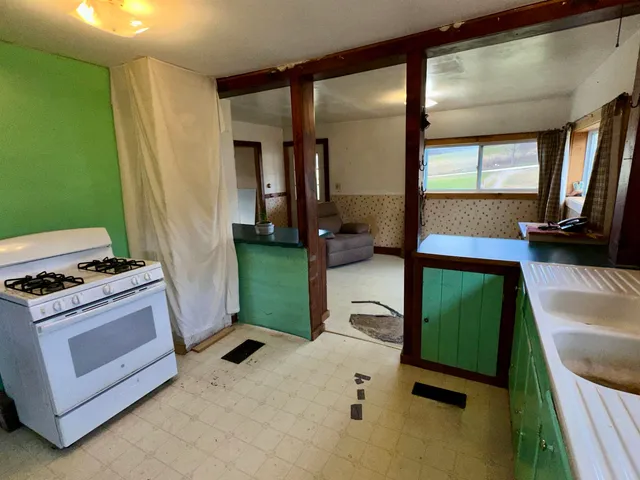 $199,500 | 2652 Highway 133, Pawlet, VT 05761