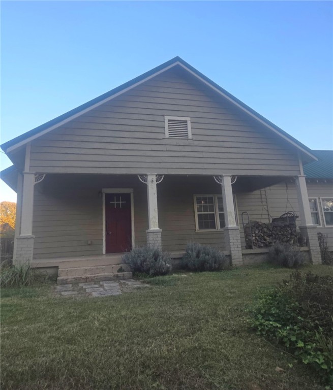 1051 Gage Drive Winder, GA 30680 - Photo 1 of 23 Front of House; covered porch.