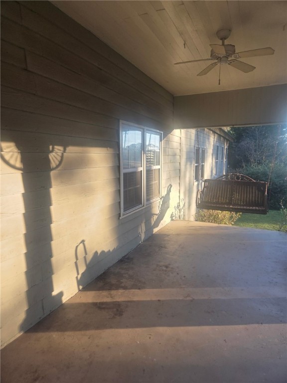1051 Gage Drive Winder, GA 30680 - Photo 6 of 23 Covered porch on front of house.