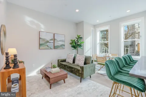 $474,900 | 933 N Street Northwest, Washington, DC 20001