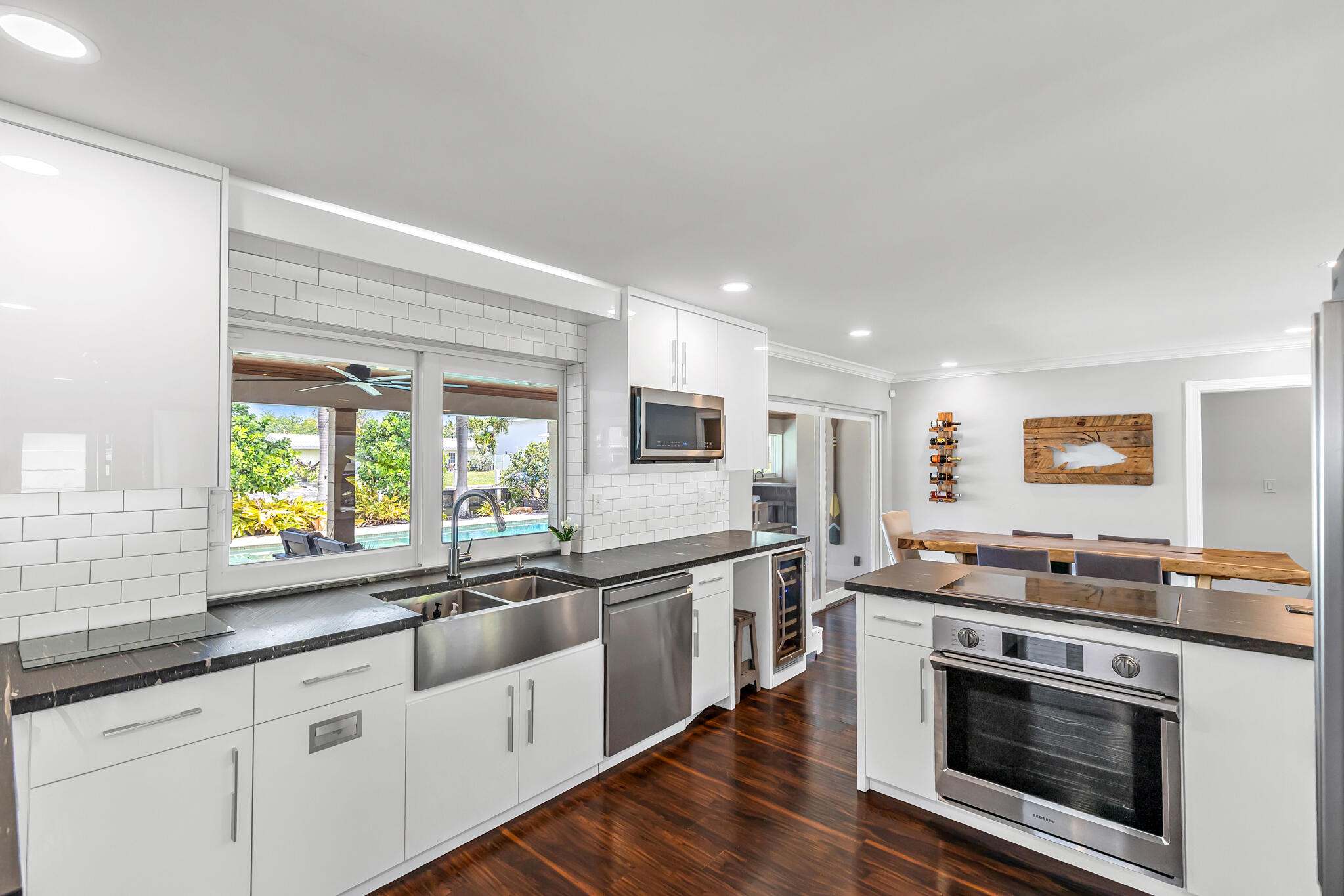 2471 Northeast 46th Street Lighthouse Point, FL 33064 - Photo 11 of 31 CG-35