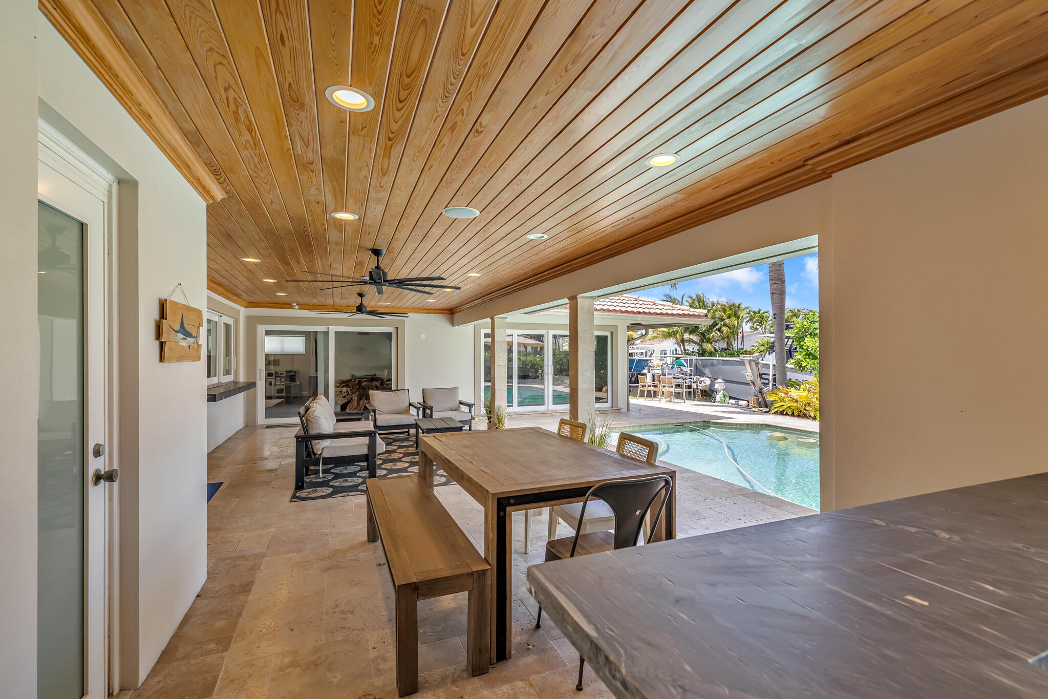 2471 Northeast 46th Street Lighthouse Point, FL 33064 - Photo 16 of 31 CG-58