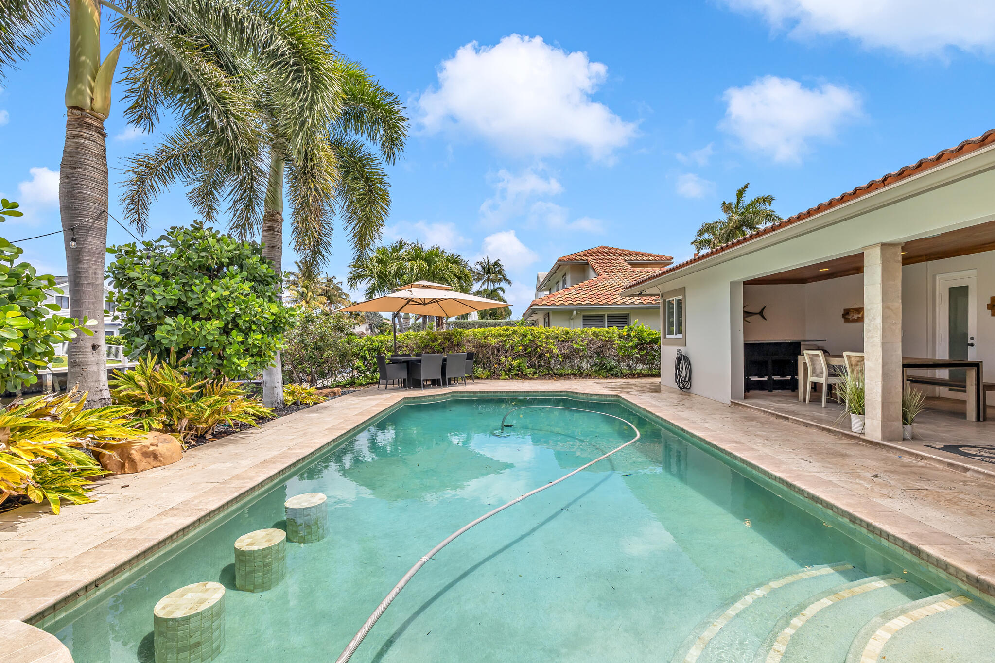 2471 Northeast 46th Street Lighthouse Point, FL 33064 - Photo 19 of 31 CG-68