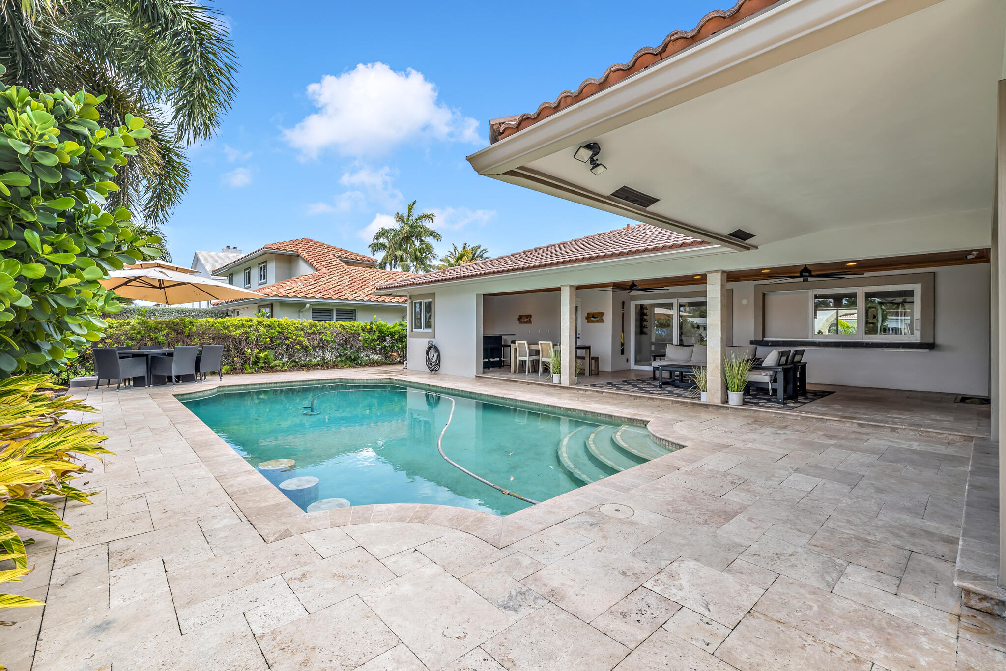 2471 Northeast 46th Street Lighthouse Point, FL 33064 - Photo 20 of 31 CG-71