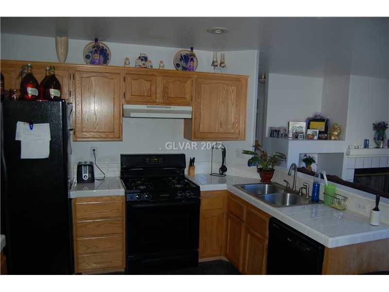 21 Rue De Parc Henderson, NV 89074 - Photo 11 of 22 Property Photo.