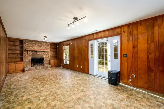 $575,000 | 1959 Queens Way, Atlanta, GA 30341