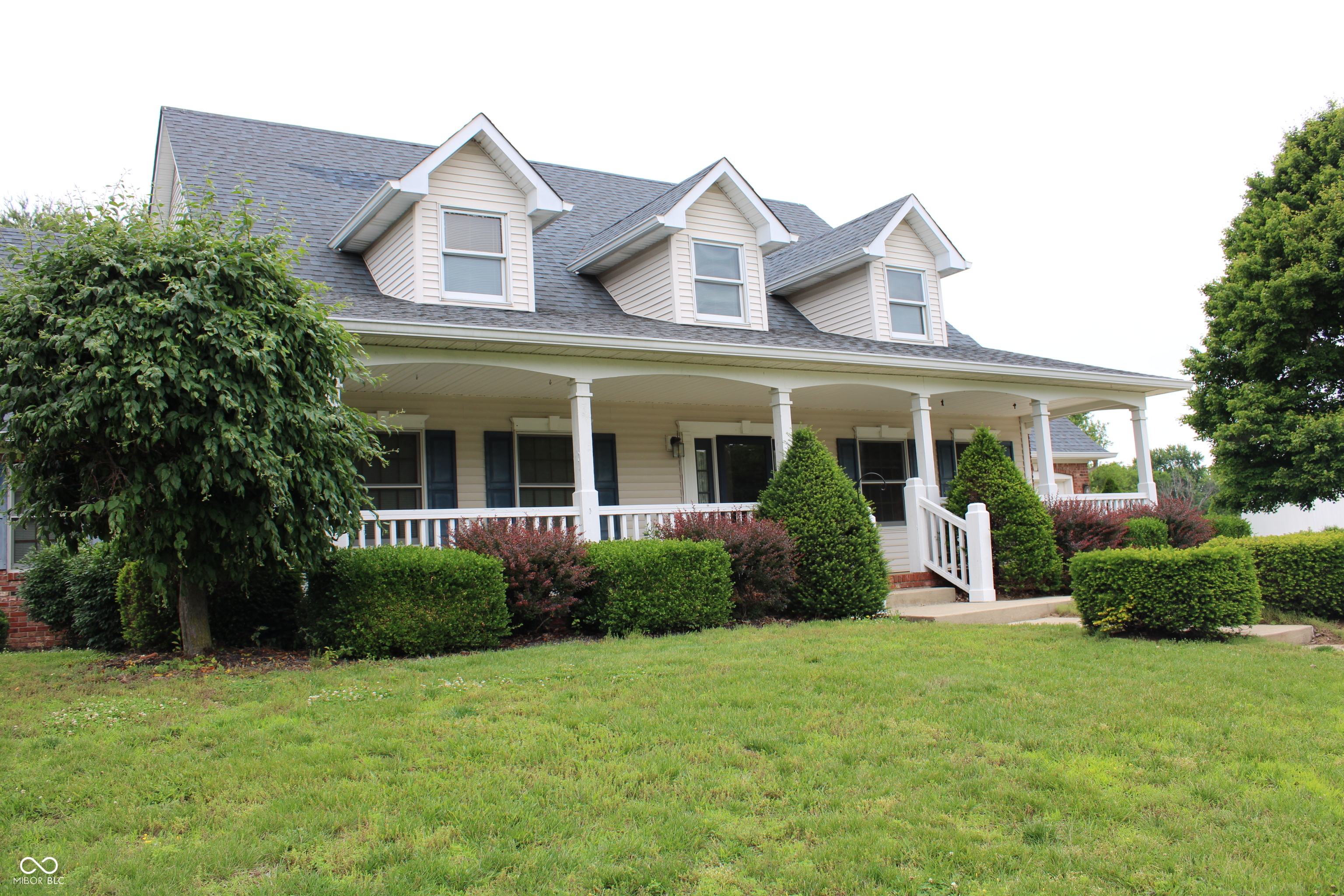 808 South Nineveh Road Franklin, IN 46131 - Photo 4 of 52