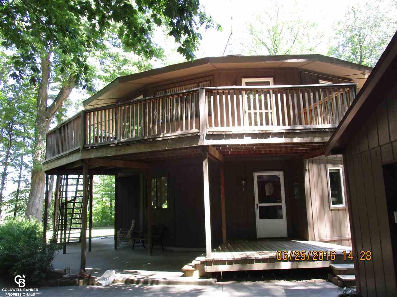 8801 Big Hand Road Columbus, MI 48063 - Photo 1 of 40 31295293.JPG