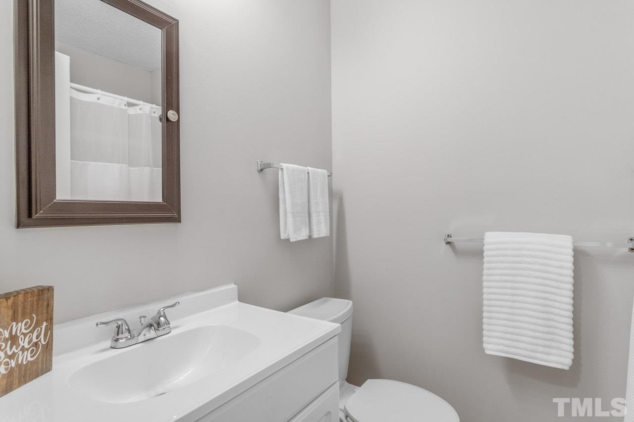 3669 Wickersham Way Raleigh, NC 27604 - Photo 11 of 23