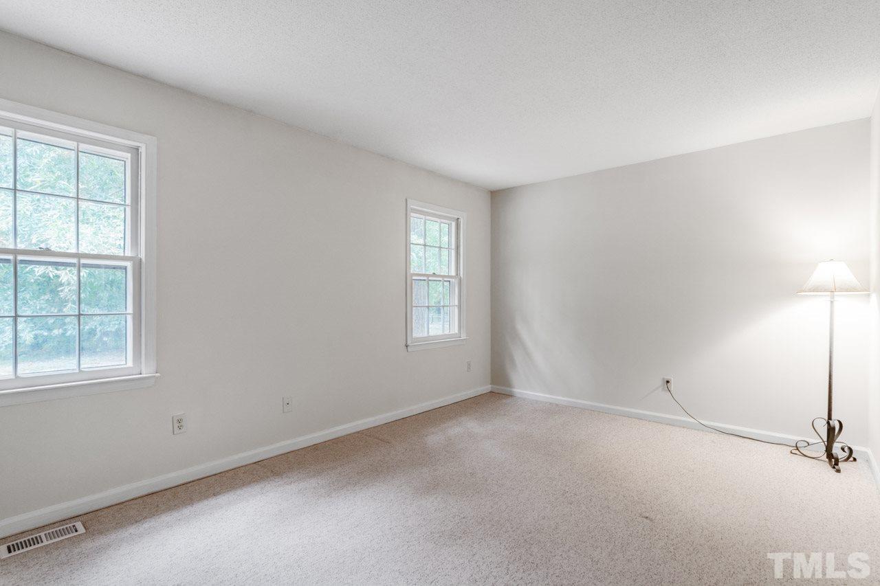 3669 Wickersham Way Raleigh, NC 27604 - Photo 12 of 23