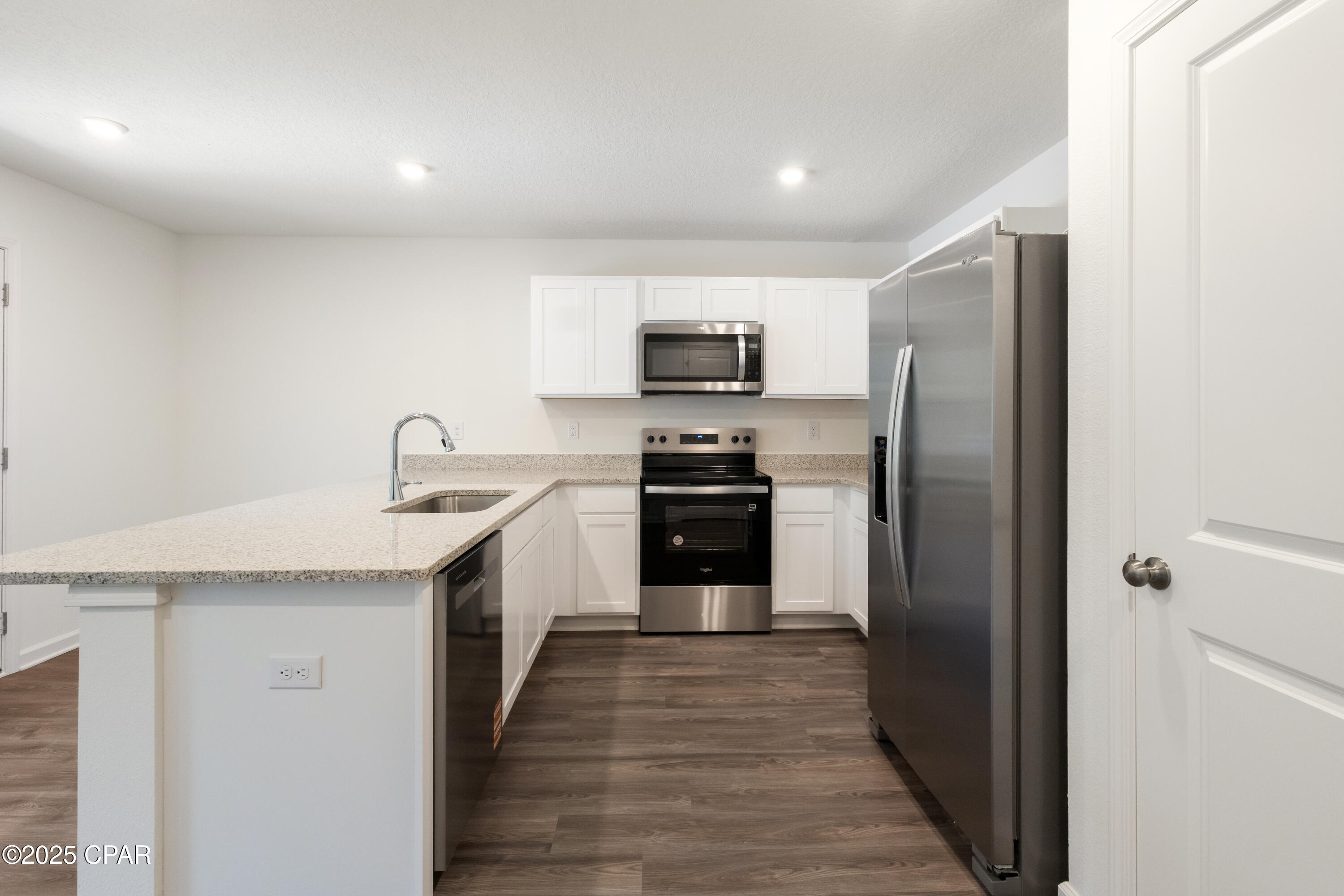 4101 Gulliver Drive Chipley, FL 32428 - Photo 3 of 28