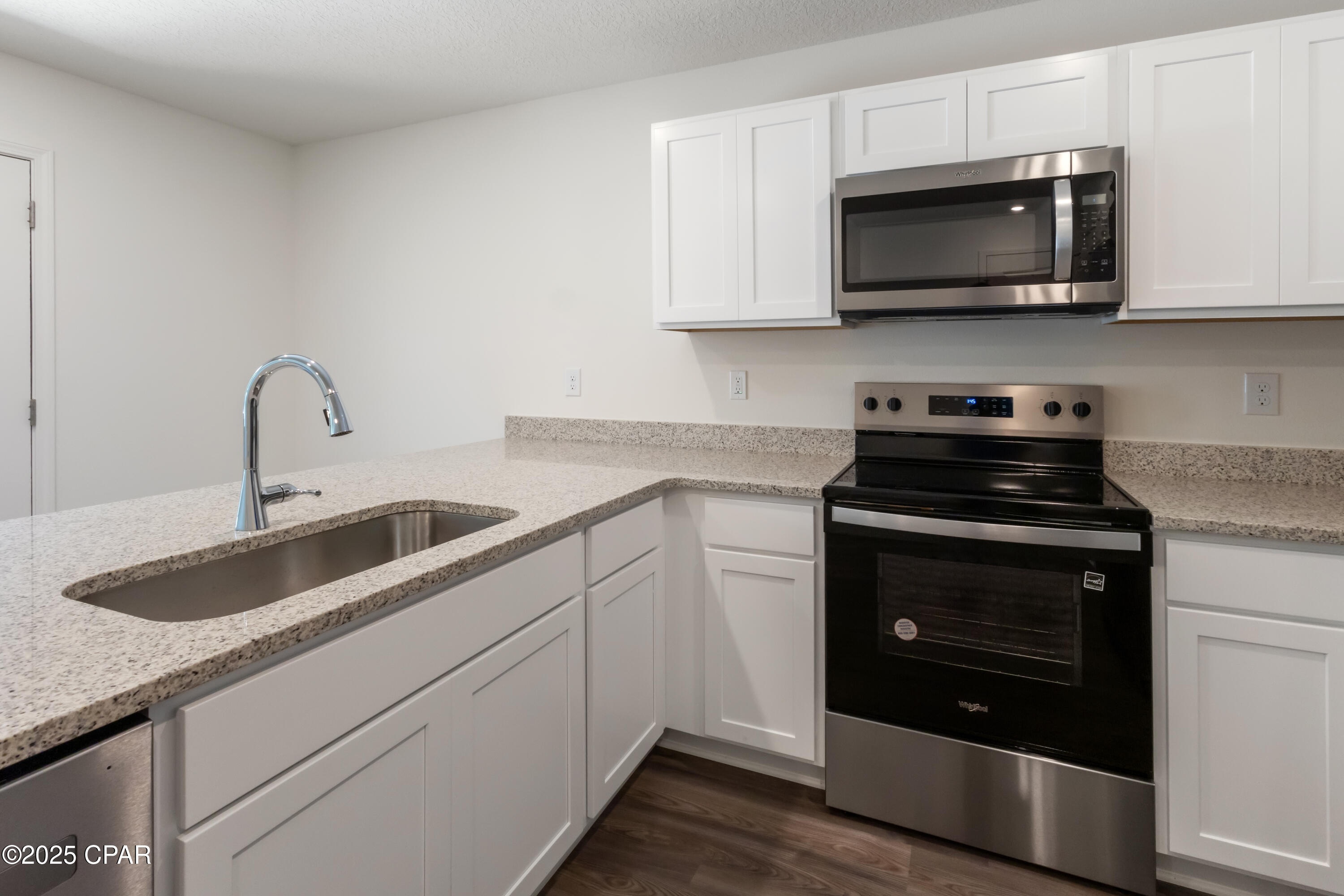 4101 Gulliver Drive Chipley, FL 32428 - Photo 4 of 28