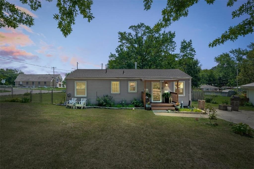 8301 Spring Valley Road Raytown, MO 64138 - Photo 1 of 1 Gallery Image 1