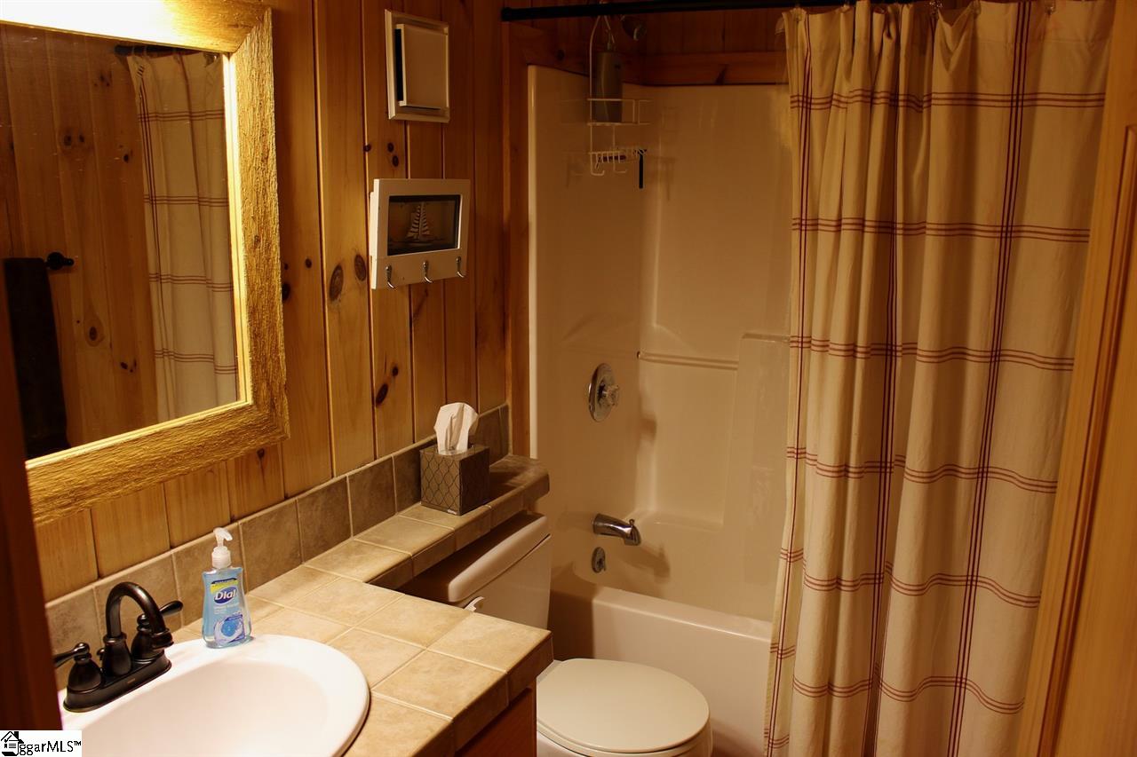 148 Harbour Point Six Mile, SC 29682 - Photo 21 of 36 Gallery Image 21