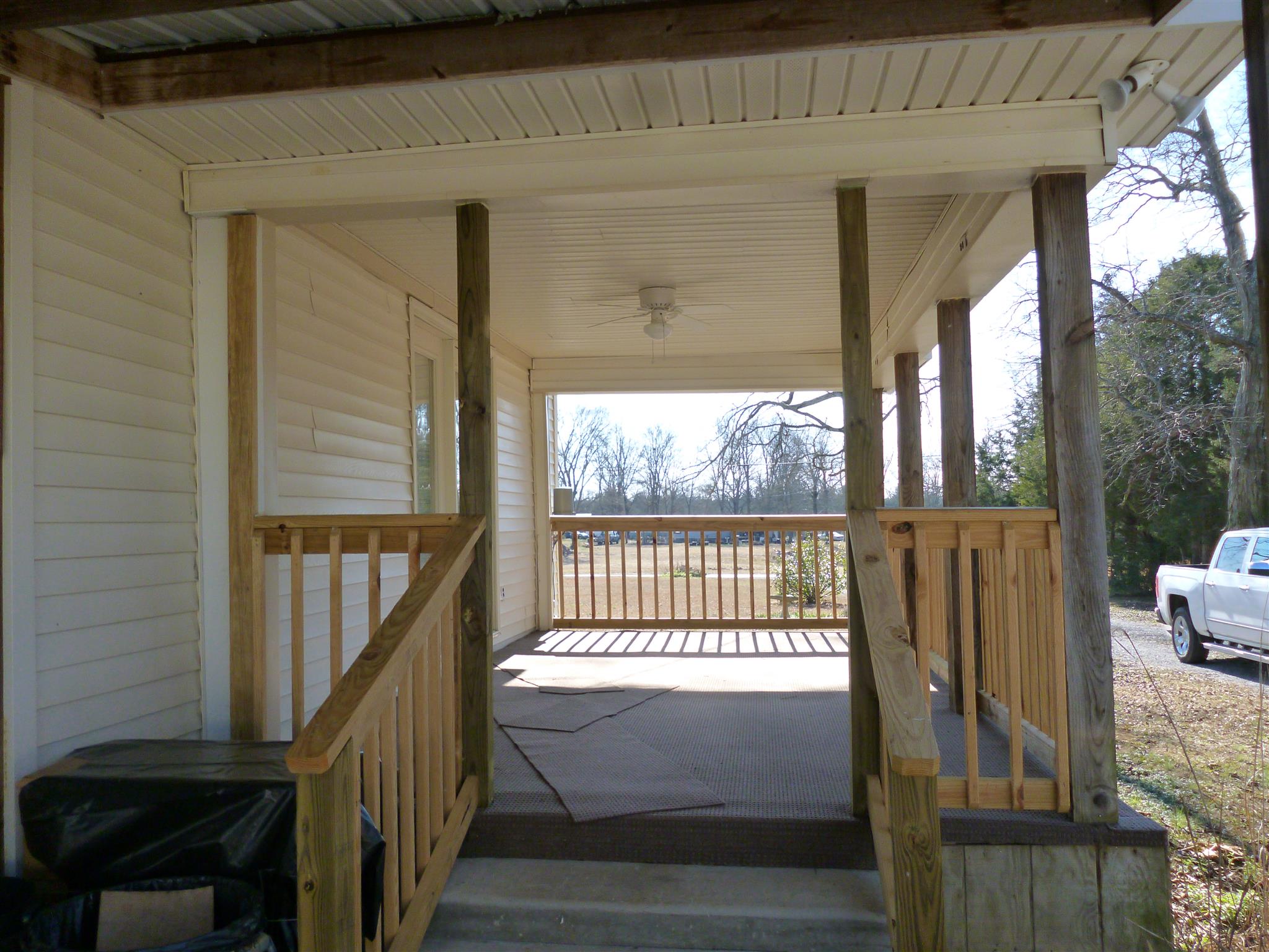 133 Cartwright Road Shelbyville, TN 37160 - Photo 3 of 17 Gallery Image 3