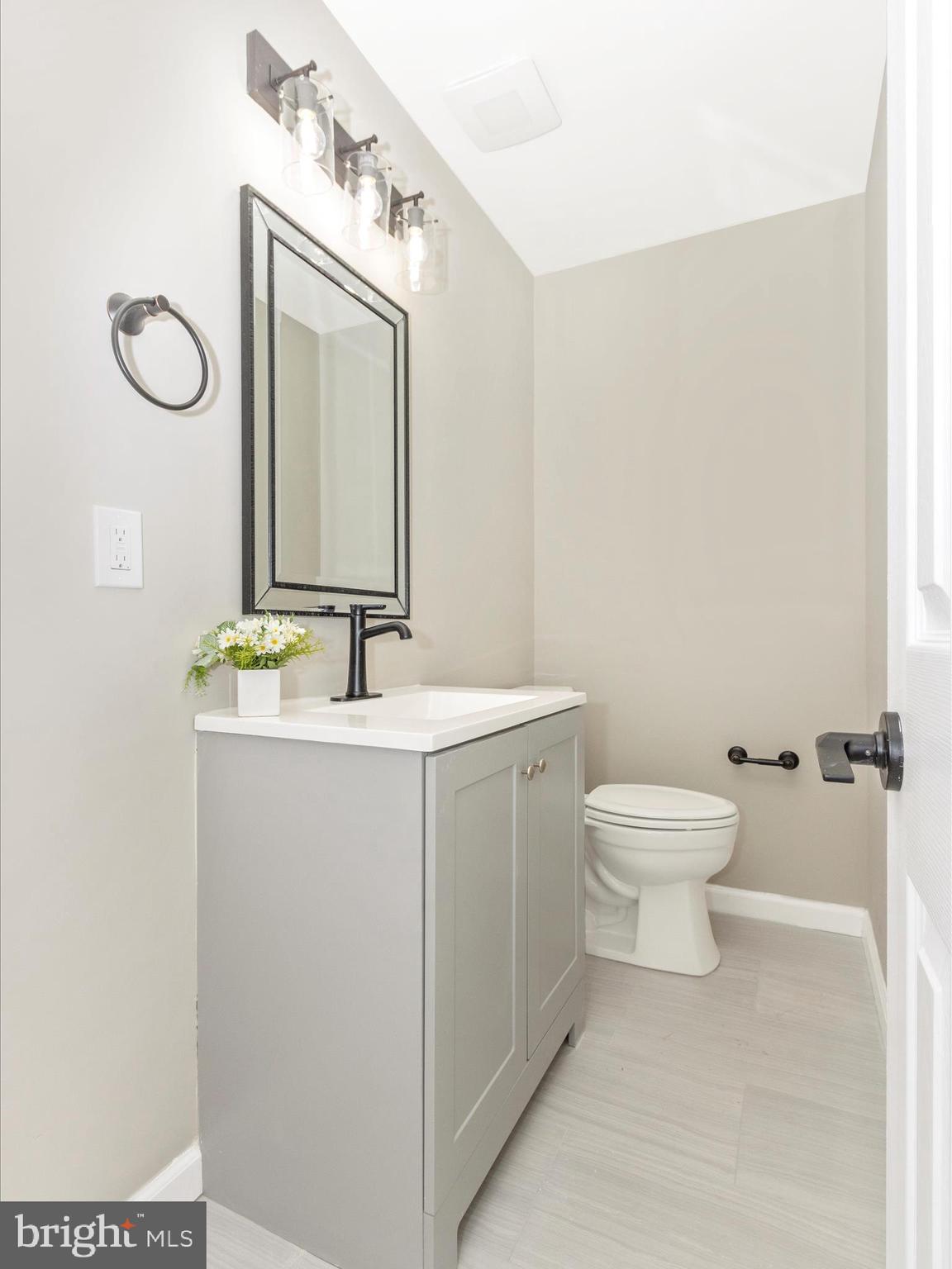 2608 Bluhaven Court Silver Spring, MD 20906 - Photo 20 of 53 Powder Room